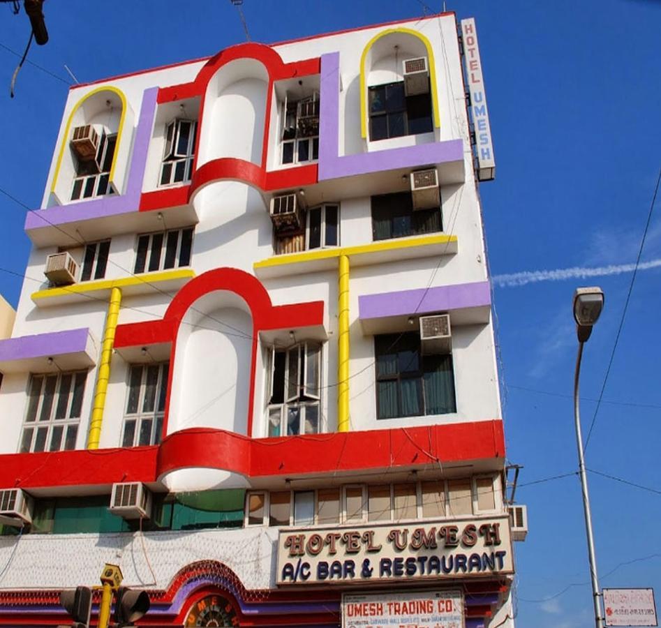 Hotel Umesh Даман Экстерьер фото